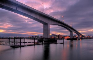 Itchen Bridge, Southampton. © steve9091, used under a Creative Commons licence